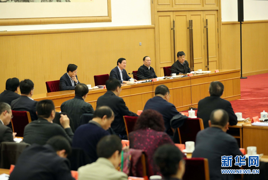 3月23日，治國理政論壇“‘四個全面’戰(zhàn)略布局系列理論研討會”首場研討會在北京召開，中共中央政治局委員、中央書記處書記、中宣部部長劉奇葆出席會議并講話。新華社記者 劉衛(wèi)兵 攝
