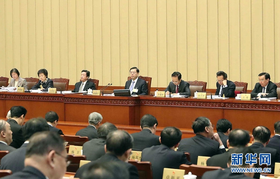2月23日，十二屆全國人大常委會第三十三次會議在北京人民大會堂開幕。張德江委員長主持會議。 新華社記者　劉衛兵　攝
