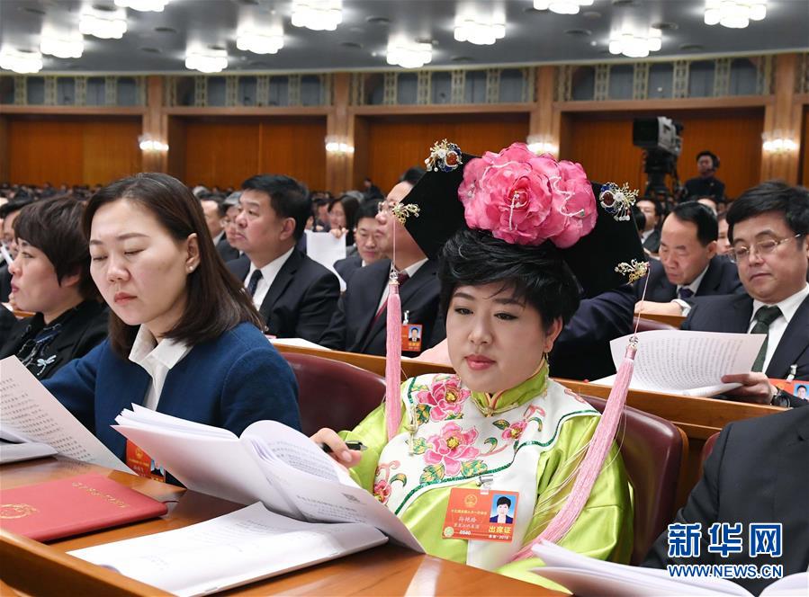 （兩會·基層代表履職故事）（1）全國人大代表孫艷玲：做好非遺事業(yè)，讓古老技藝活起來