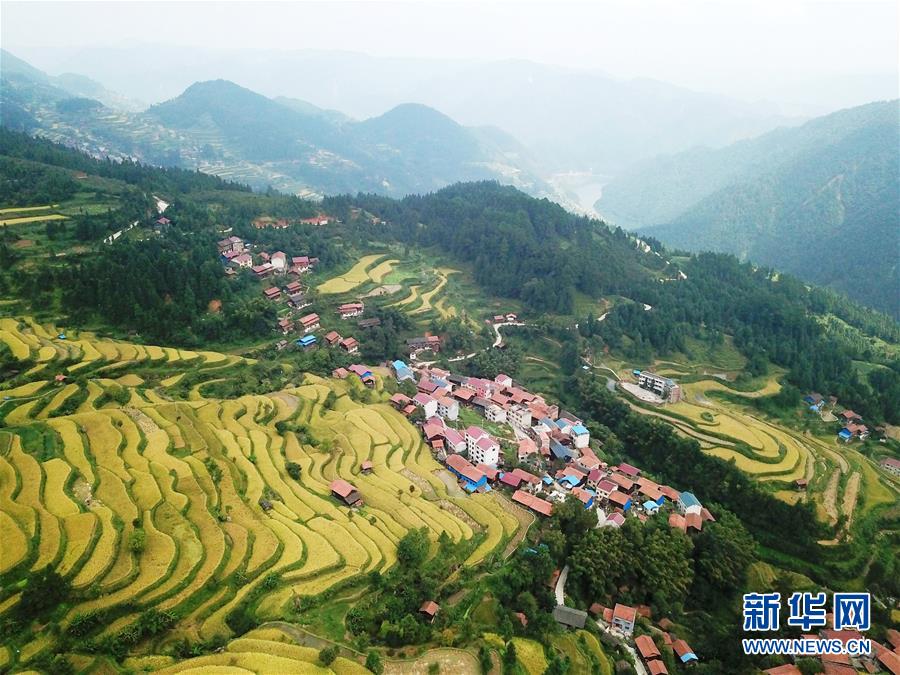 （兩會前夕看落實(shí)·圖文互動）（6）決戰(zhàn)脫貧攻堅 奮力后發(fā)趕超——貴州落實(shí)習(xí)近平總書記全國兩會重要講話精神紀(jì)實(shí)