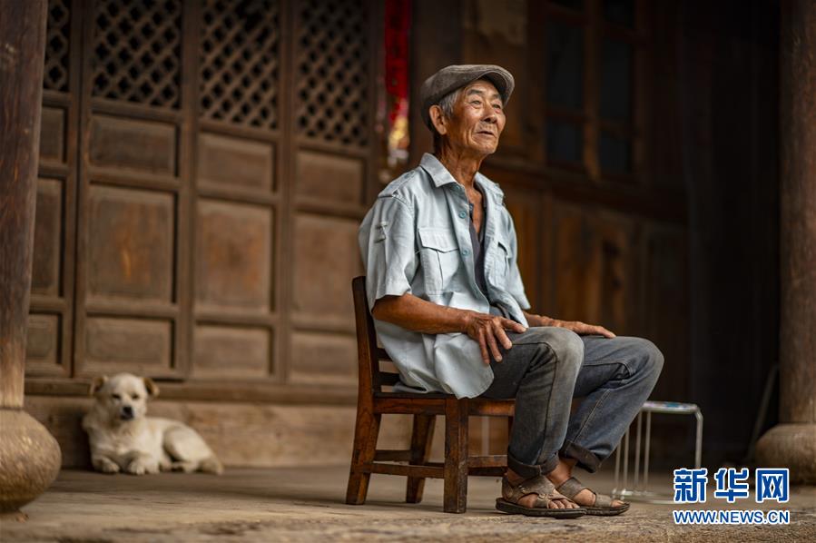 （壯麗70年·奮斗新時(shí)代——記者再走長(zhǎng)征路·圖文互動(dòng)）（4）83年前，那群年輕人的詩和遠(yuǎn)方