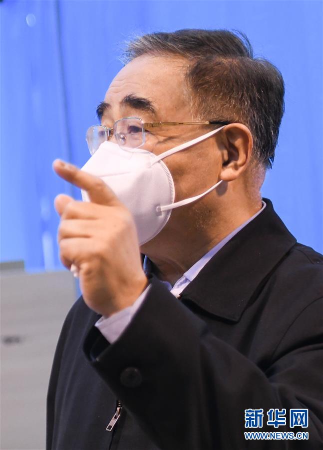 （聚焦疫情防控·圖文互動）（4）“治療輕癥患者中西醫(yī)結(jié)合很有效，不鼓勵人人吃藥來預(yù)防”——專訪中國工程院院士、天津中醫(yī)藥大學(xué)校長張伯禮