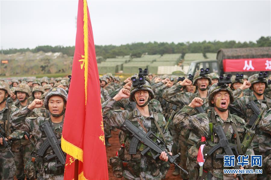 （在習近平強軍思想指引下·我們在戰位報告·圖文互動）（1）千里移防，鐵心跟黨走——南部戰區陸軍第75集團軍某紅軍旅政治建軍、練兵備戰記事