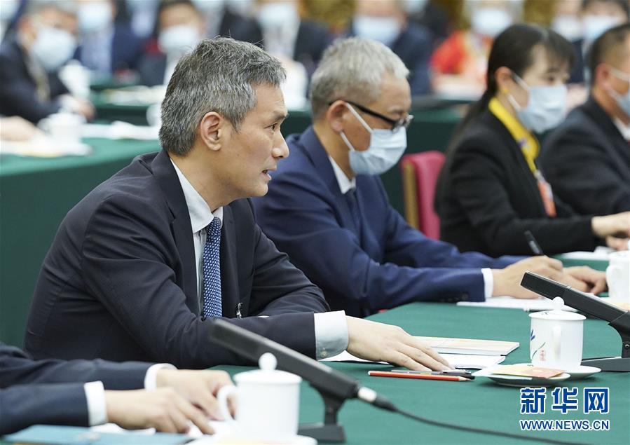 （新華全媒頭條·圖文互動）（2）從人民中汲取磅礴力量——習(xí)近平總書記同出席2020年全國兩會人大代表、政協(xié)委員共商國是紀(jì)實