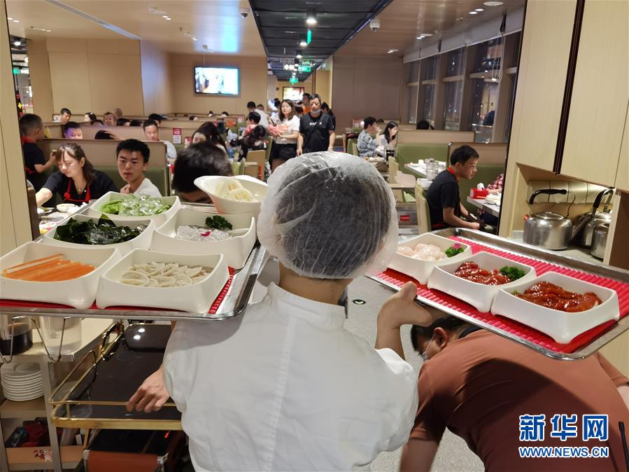 （在習近平新時代中國特色社會主義思想指引下——新時代新作為新篇章·習近平總書記關切事·圖文互動）（2）珍惜盤中餐，狠剎浪費風——各地積極行動堅決制止餐飲浪費