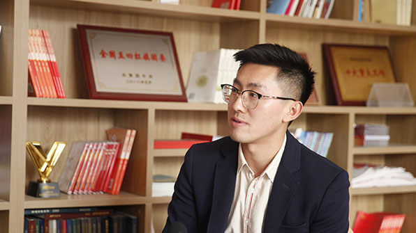“鋼鐵人”是怎樣煉成的？