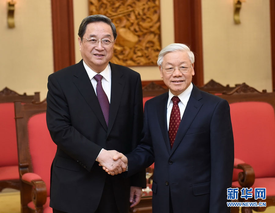 12月25日至27日，中共中央政治局常委、全國政協主席俞正聲對越南進行正式訪問。這是12月26日，俞正聲在河內會見越共中央總書記阮富仲。 新華社記者劉建生攝